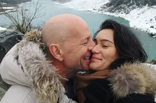 Жена Брюса Уиллиса раскрыла состояние тяжелобольного актера: «Он не знает о своем диагнозе»