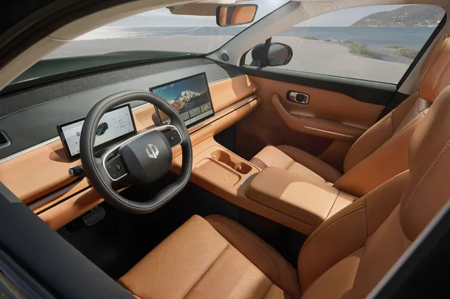 Никаких больше сенсоров: Китай наводит порядок в интерьерах автомобилей