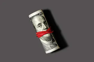 Доллар исчезнет или его запретят в России? Что будет с американской валютой в ближайшие годы