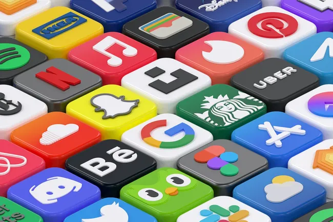 В России стало больше поддельных магазинов приложений: число фейковых App Store выросло на треть