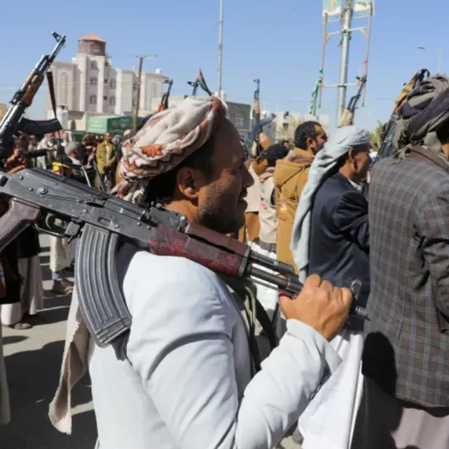 «Долго и кроваво»: к чему приведет операция Британии и США против йеменских хуситов