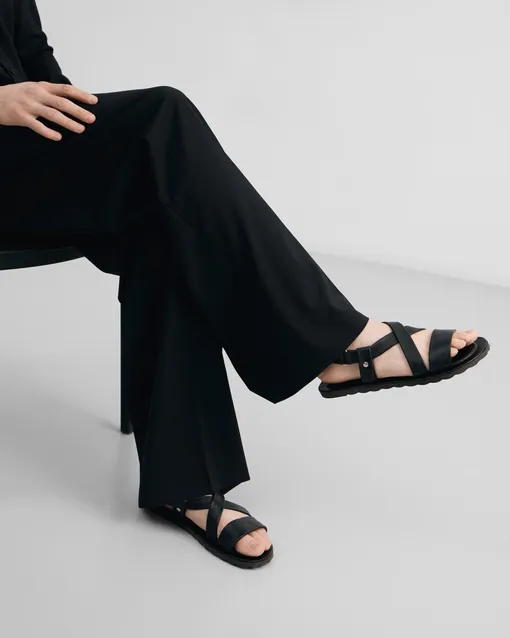 Pollini, 24 990 руб., No One