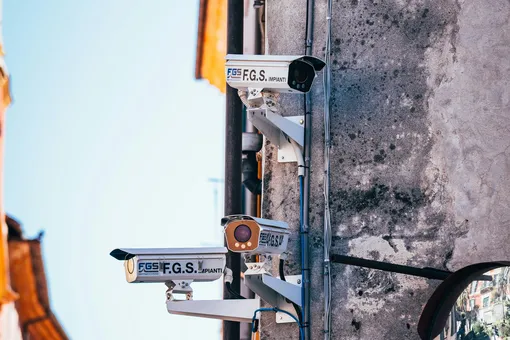 Россиян смогут штрафовать с помощью камер распознавания лица. Как будет работать новая мера?