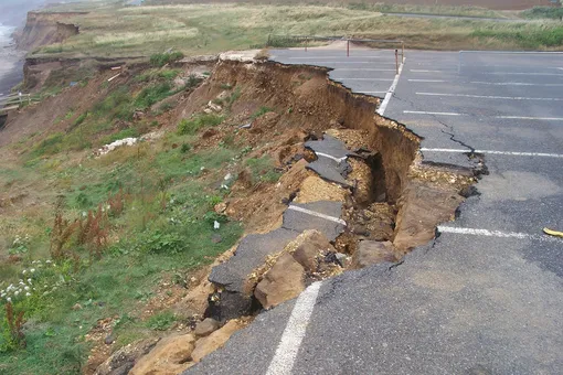 Землю трясет: у берегов Филиппин произошло землетрясение, на Камчатке — афтершоки