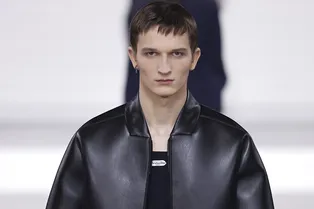 Как выглядит самая модная верхняя одежда на осень 2025