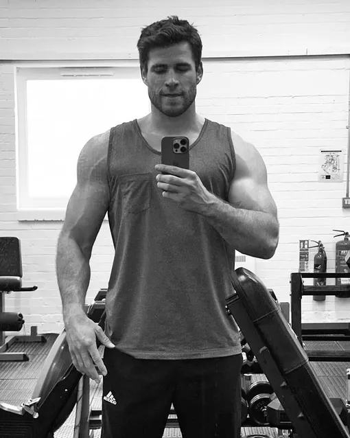 Генри Кавилл тренируется