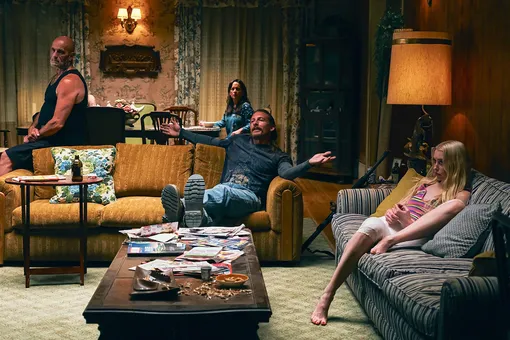 Кадр из третьего сезона сериала «Эйфория» Кадр из третьего сезона сериала «Эйфория»