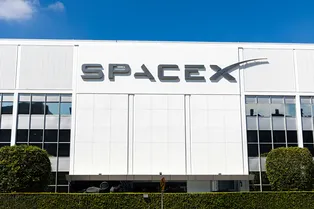 SpaceX завершила крупнейшее IPO в истории: Илон Маск стал триллионером, а компания привлекла 87 миллиардов долларов SpaceX завершила крупнейшее IPO в истории: Илон Маск стал триллионером, а компания привлекла 87 миллиардов долларов