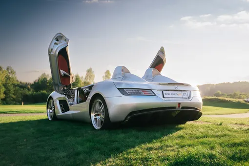 Mercedes-Benz McLaren SLR Stirling Moss