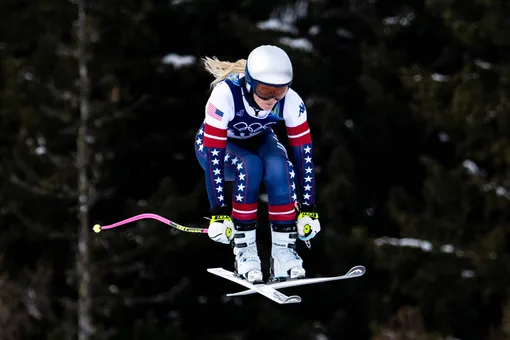Линдси Вонн выступает на Олимпийских играх 2026 года в Италии Линдси Вонн выступает на Олимпийских играх 2026 года в Италии