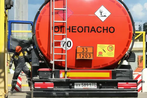 Топливный кризис набирает обороты. Почему в России опять не хватает бензина? Топливный кризис набирает обороты. Почему в России опять не хватает бензина?