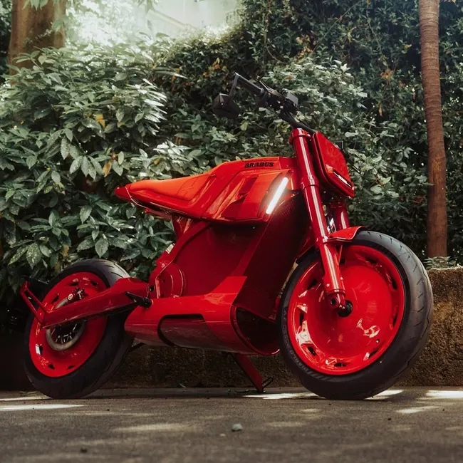 Windows без обновлений, новинки Пекина и мотоцикл Brabus — технодайджест MT