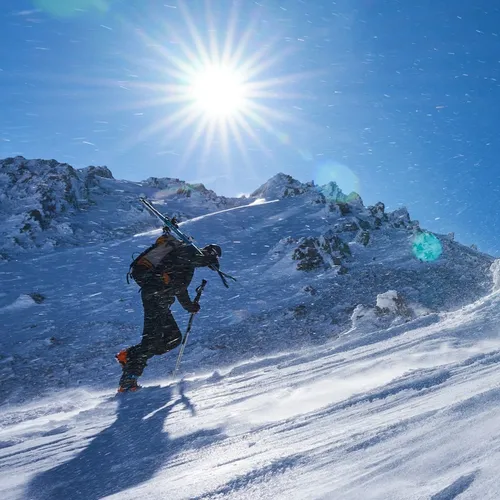Ски-альпинисты впервые выступят на Олимпиаде: что это за спорт и когда пройдут соревнования