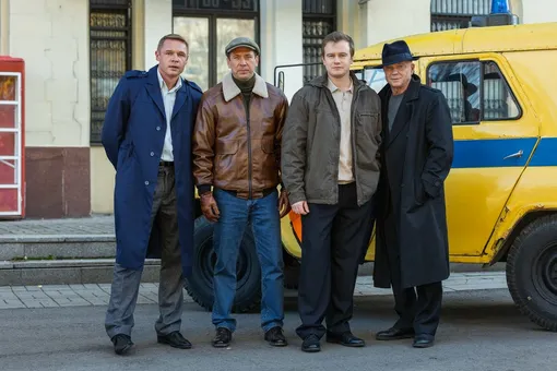 Не стал баскетболистом из-за низкого роста и «сбежал» в ученики Табакова: 8 фактов о звезде сериала «Мосгаз» Не стал баскетболистом из-за низкого роста и «сбежал» в ученики Табакова: 8 фактов о звезде сериала «Мосгаз»