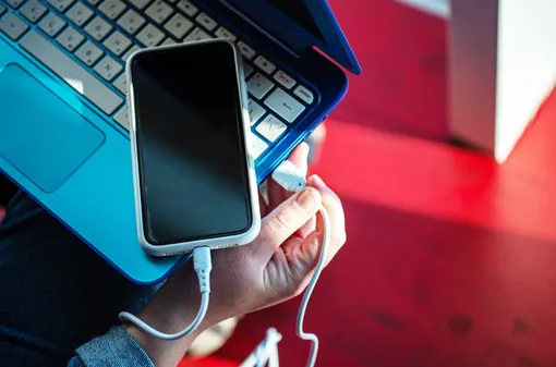 Зарядка смартфона