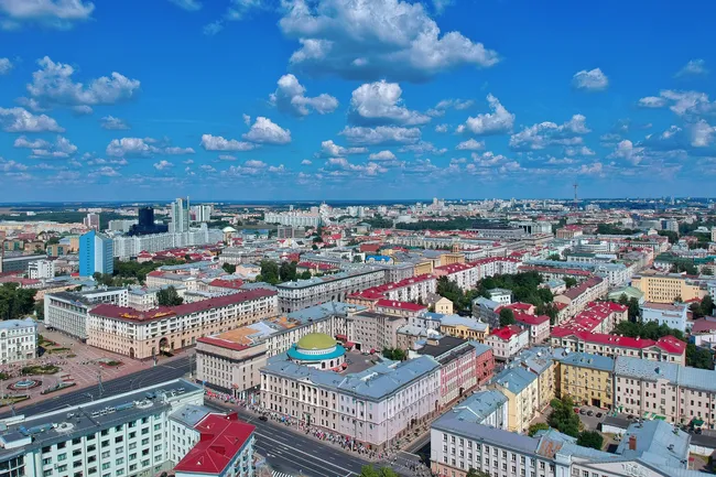 Россияне нашли выгодную альтернативу путешествиям по Европе: куда ехать без Шенгенской визы?