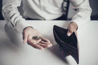 У банкротов смогут отбирать жилье: кто лишится единственной квартиры