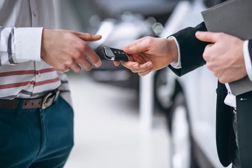 После провала в 2025 году российскому авторынку предсказали мощный рост: с чего вдруг?