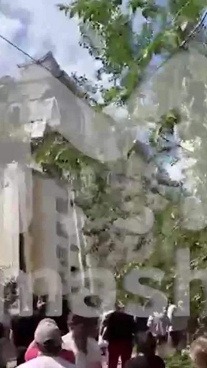 Нажми и смотри