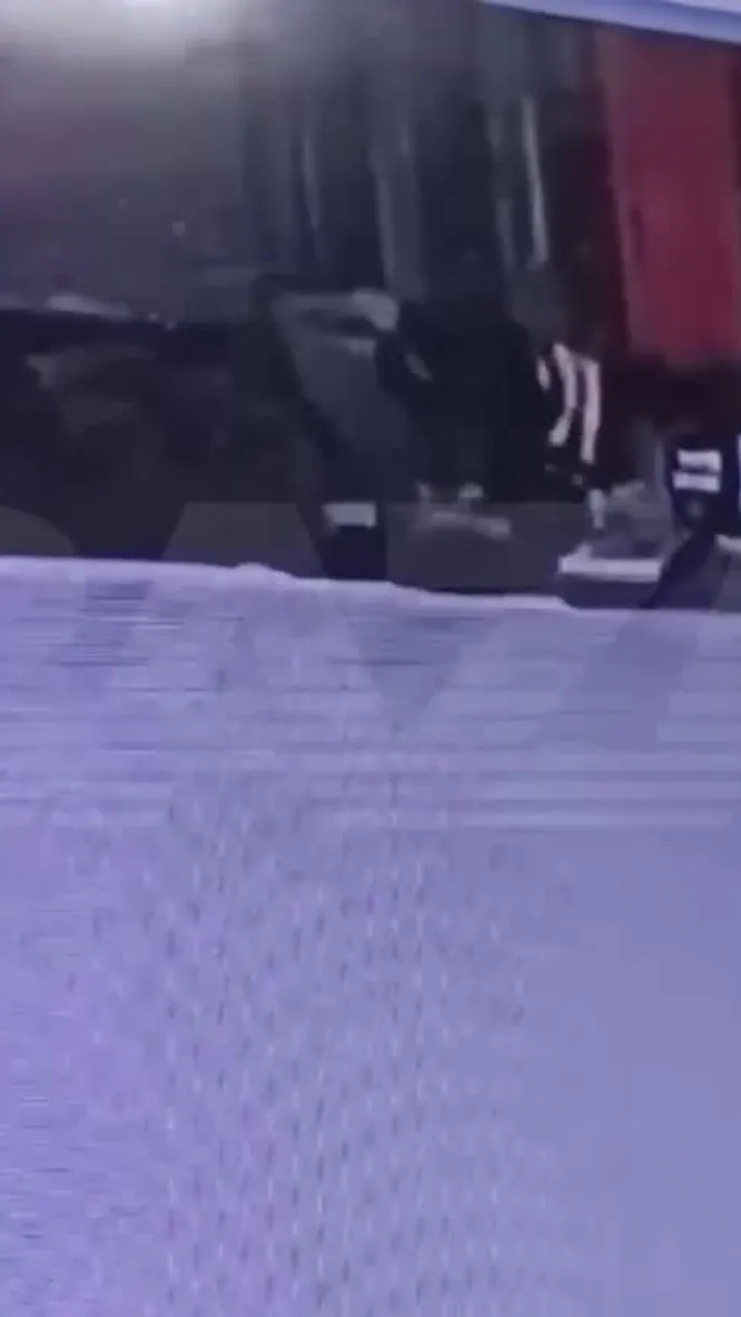 Нажми и смотри