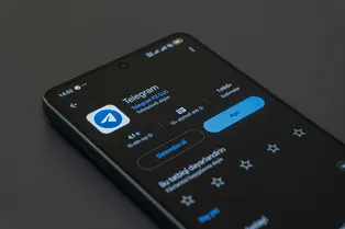 «Не нужны ни VPN, ни прокси». Telegram внезапно стал открываться на ПК в России