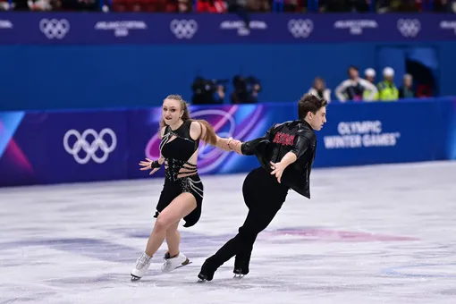 Выступление чешского ледового дуэта Даниэла Мразека и Катерины Мразковой на Зимних Олимпийских играх в Италии