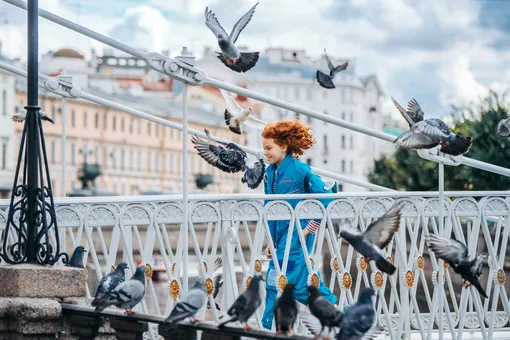 Юная актриса Азарелль Сенлис Ляфёй на съёмочной площадке фильма «Космическая Машка» Юная актриса Азарелль Сенлис Ляфёй на съёмочной площадке фильма «Космическая Машка»