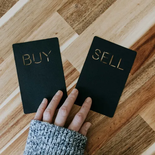 Время покупать или продавать: когда сдаст позиции рубль и сколько будет стоить доллар в декабре