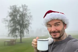 Дэвид Бекхэм заговорил на китайском: звезда футбола поздравил всех с Лунным Новым годом и приготовил праздничный ужин