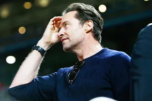 Хью Джекман показал лицо после биопсии: «Не удивляйтесь, увидев меня на улице»