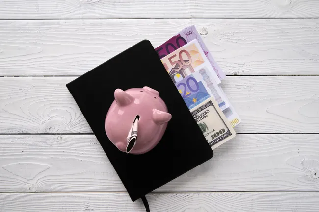 Сказка подходит к концу: что будет с рублем после эйфории 2025 года