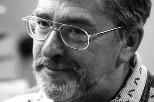 Он понял, как побеждать в казино, но потерял семью: почему умер математик Лев Натансон? Он понял, как побеждать в казино, но потерял семью: почему умер математик Лев Натансон?