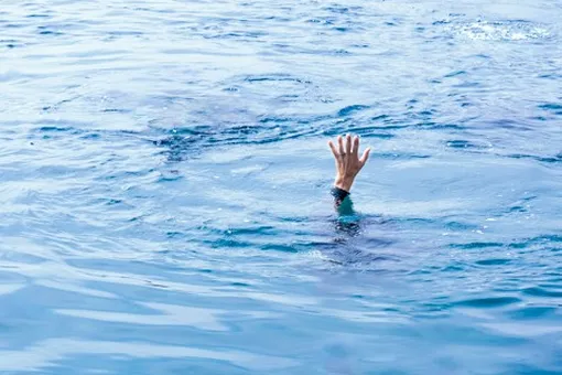 40 дней в океане: 18-летний парень чудом выжил после крушения лодки 40 дней в океане: 18-летний парень чудом выжил после крушения лодки