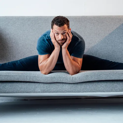 Дело не в возрасте: почему в 40 лет энергии меньше, чем в 20, а потом силы вновь появляются?