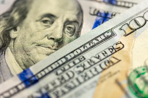 Рублю пророчат девальвацию: к концу весны доллар взлетит до 100? Рублю пророчат девальвацию: к концу весны доллар взлетит до 100?