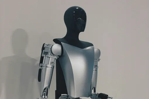 Tesla Optimus учится кунг-фу: Илон Маск показал необычную тренировку робота