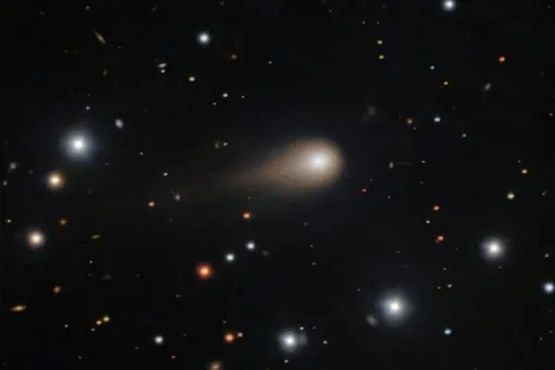 У межзвездного пришельца нашли ледяное сердце: что такое криовулканы, которыми оказалась покрыта комета 3I/ATLAS