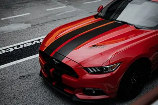 Ford превратит лимитированные модели в «дропы»: будет как с кроссовками Nike Ford превратит лимитированные модели в «дропы»: будет как с кроссовками Nike