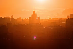 В Москве зафиксировали температурный рекорд 19 мая: так жарко не было почти 50 лет