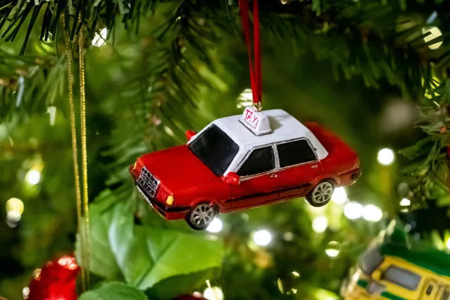 Вызвать такси и не разориться: в «Яндексе» назвали самое выгодное время для заказа машины в Новый год