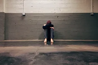 3 реальные истории о том, как мужчины справляются с тревожностью и депрессией 3 реальные истории о том, как мужчины справляются с тревожностью и депрессией