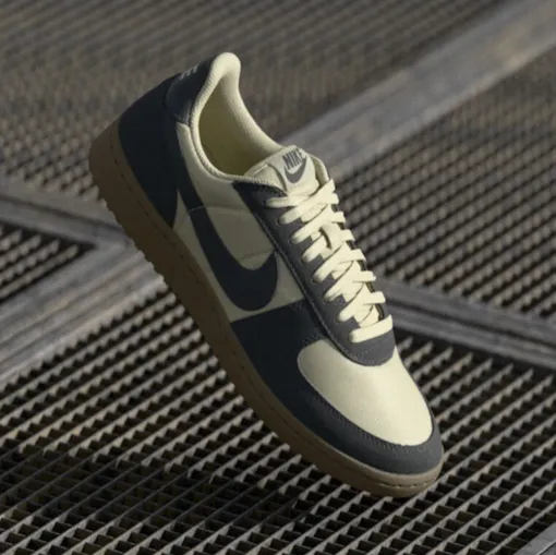 Nike Field General