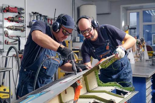 Профессия авиатехник: 5 главных мифов, связанные с обслуживанием самолетов Профессия авиатехник: 5 главных мифов, связанные с обслуживанием самолетов