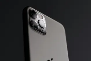 Складной iPhone уже на подходе: Apple представит новинку осенью 2026 года