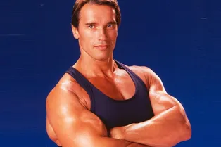 «Ослиные подъемы»: попробуйте любимое упражнение Шварценеггера для мощных икр