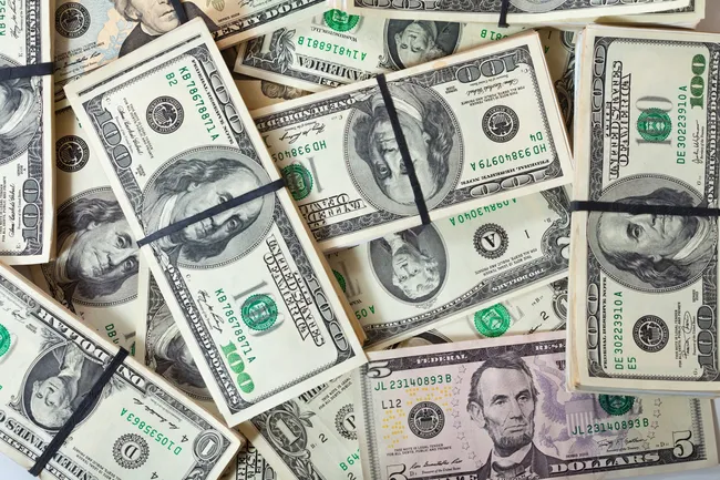 1,1 триллиона долларов инвестировали 4 американских компании в ИИ. И это копейки по сравнению с будущими инвестициями
