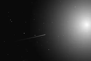 Новая встреча с гостем из космоса: уже в апреле рядом с Землей окажется самая яркая комета за 60 лет