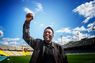 Пеле перед смертью изменил завещание в пользу тайного ребенка: кто унаследует все состояние лучшего футболиста XX века Пеле перед смертью изменил завещание в пользу тайного ребенка: кто унаследует все состояние лучшего футболиста XX века