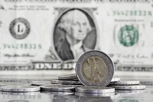 Рубль ждет первый удар: что будет с курсом доллара в начале января