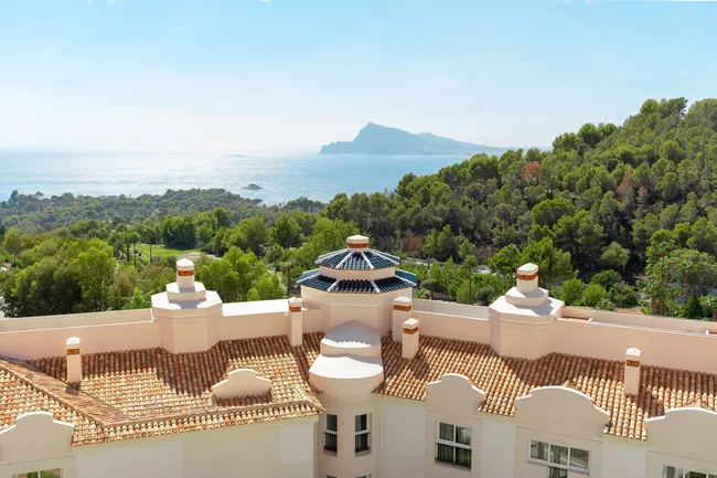 Отдыхаем весной правильно: подборка лучших отелей с интересными концепциями и wellness-программами